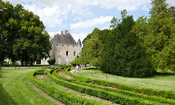 Private Tour of a Preserved Chateaumonday image