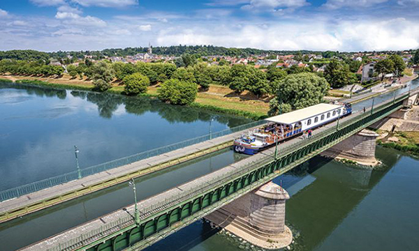 barge-cruises-france-upper-loire barge-cruises-france-upper-loire