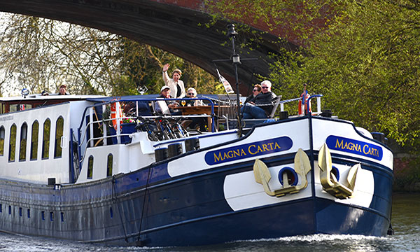 boat trip london to hampton court