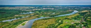 Ireland river shannon and countryside