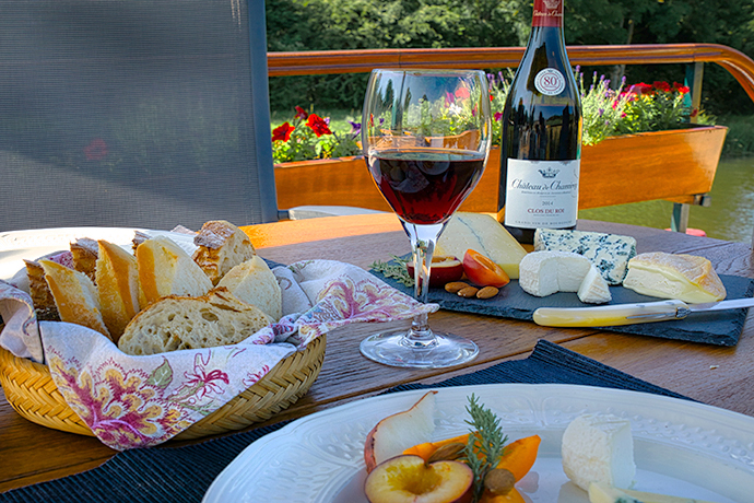 gourmet cuisine aboard barge papillon